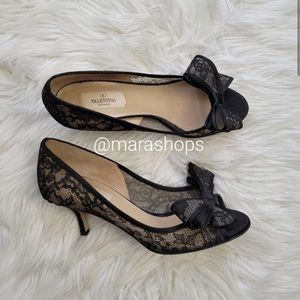 Valentino Garavani black lace bow d'orsay heels